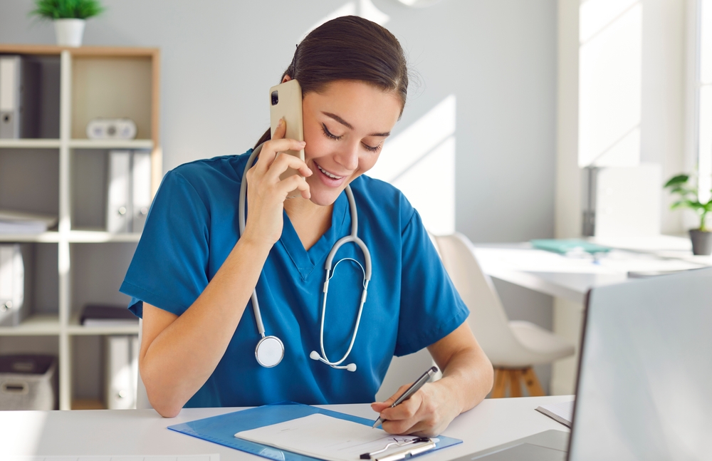 A virtual medical assistant is scheduling appointments over the phone.