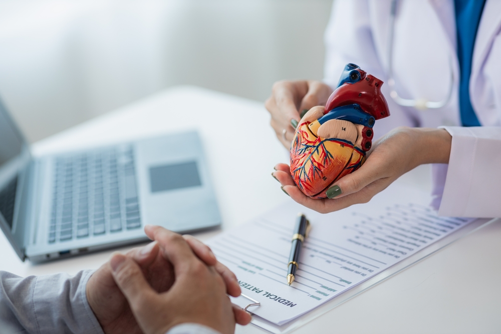 Doctor provides advice for the heart disease treatment.