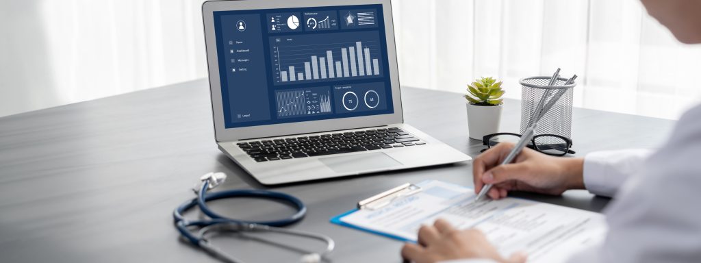 Business dashboard delivers BI insights for marketing and revenue cycle management planning.