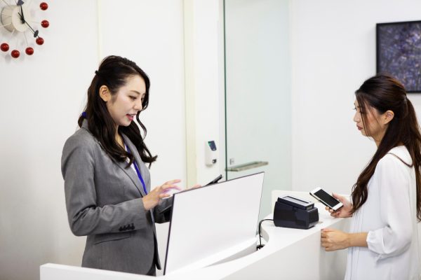 office receptionist desk job responsible